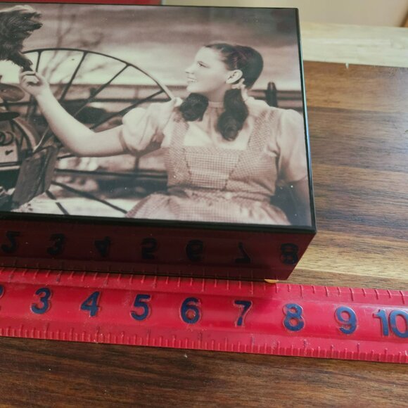 wizard of oz over the rainbow music box - Picture 4 of 6